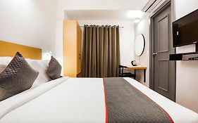Super Townhouse Lords Inn Regency